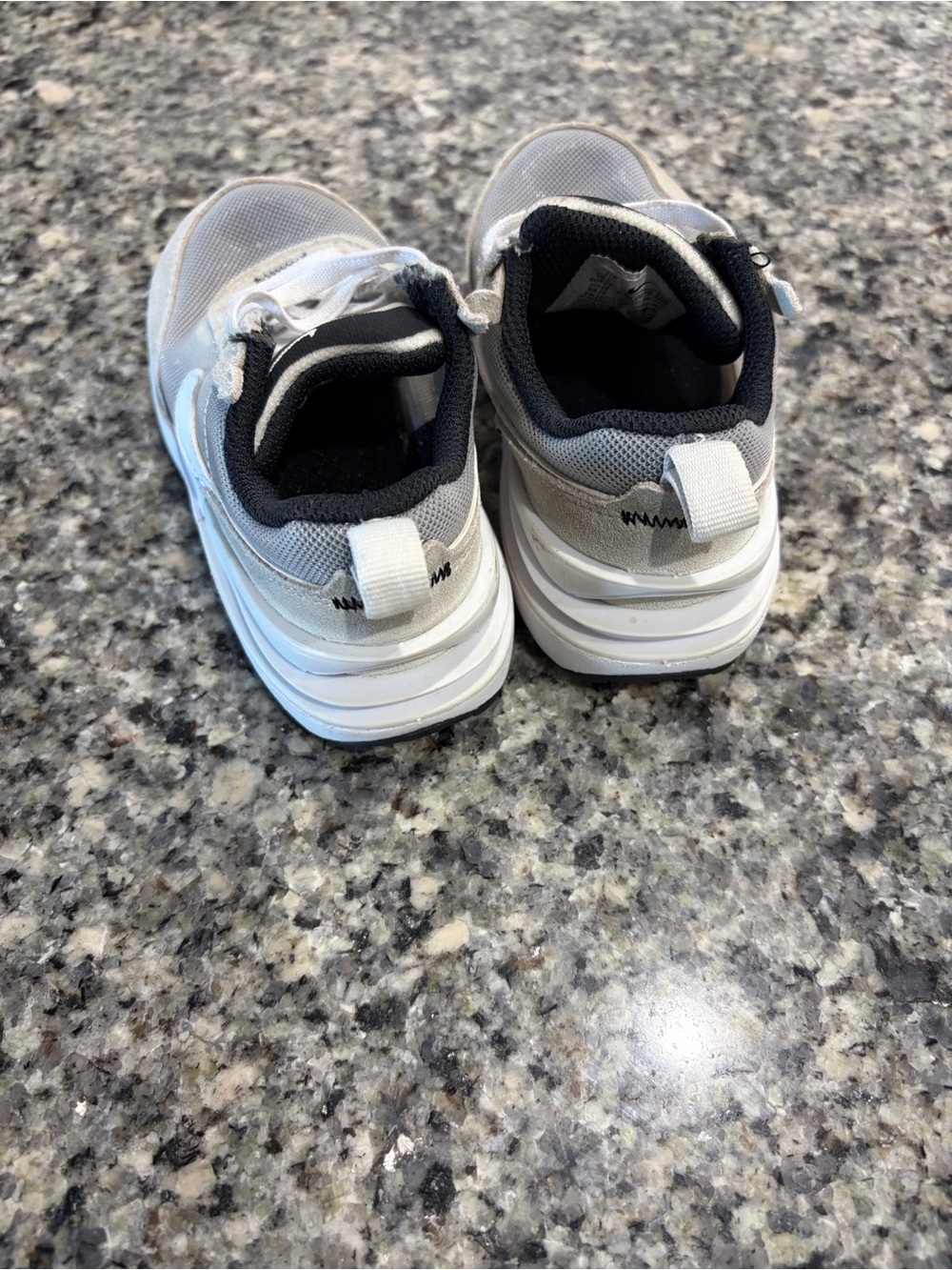 Nike Kids Gray and White Sneakers - Picture 4 of 11